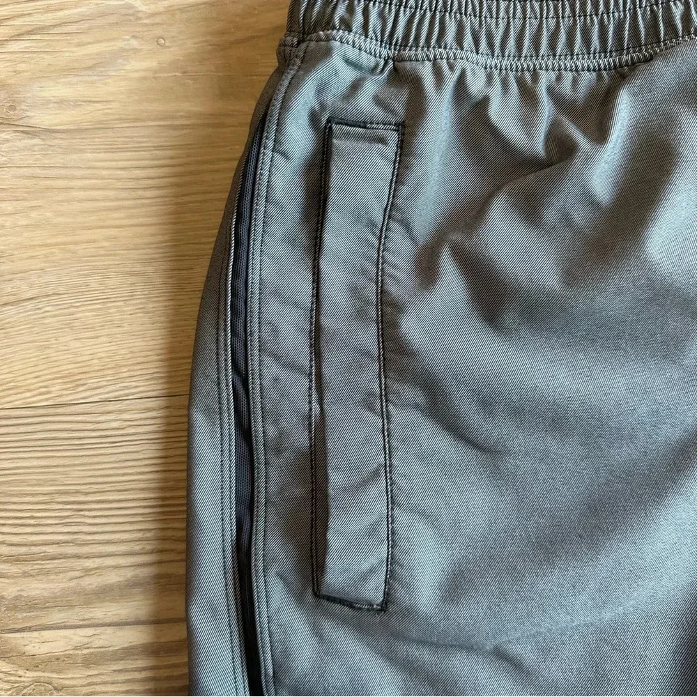 Lululemon Men’s Pace Breaker Short 9